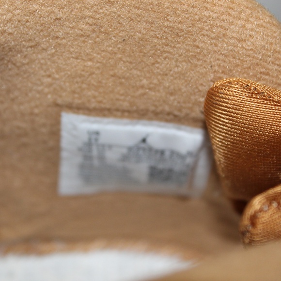 Jordan Jumpman MVP Preschool shoes. Flax/Baroque Brown/Black colorway. Sz. 1Y - Picture 5 of 8